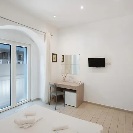 Stabia Exclusive 住宿加早餐酒店 3*