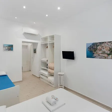 Stabia Exclusive 住宿加早餐酒店 3*